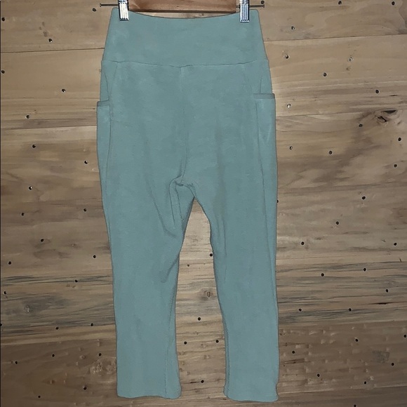 New listing from gymshark! Only worn once! - Picture 3 of 3